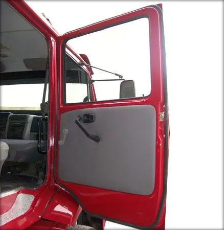 Ford Cargo cabine dupla 03 ou 04 portas