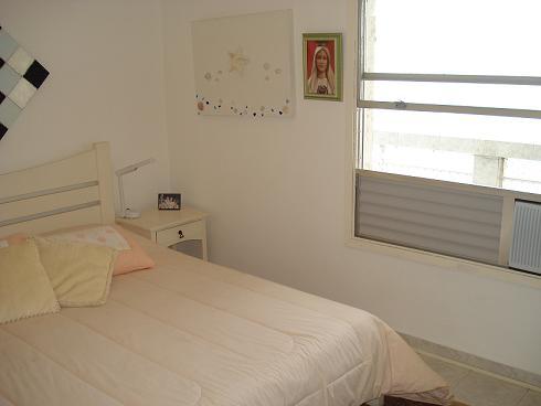 Alugo Apartamento 2 dormitório Guarujá - Pitangueira