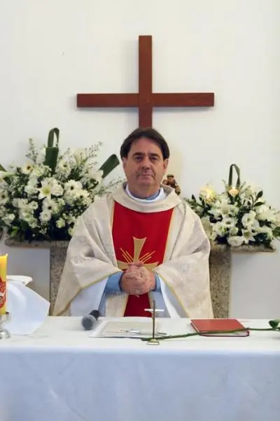 PADRE CASAMENTO RELIGIOSO BUFFET -INTERIOR