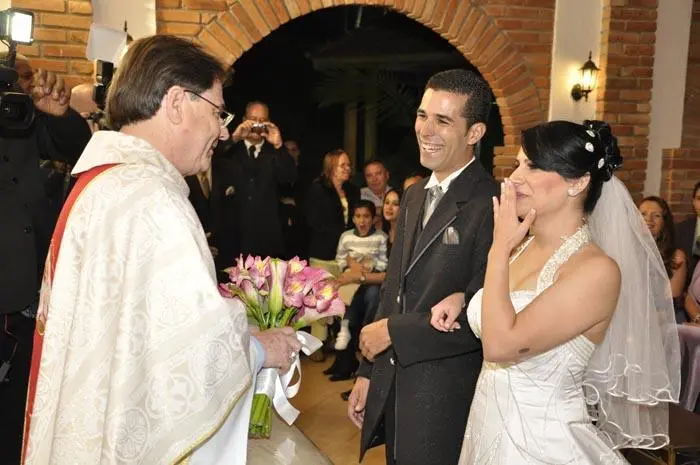 PADRE CASAMENTO RELIGIOSO BUFFET -INTERIOR