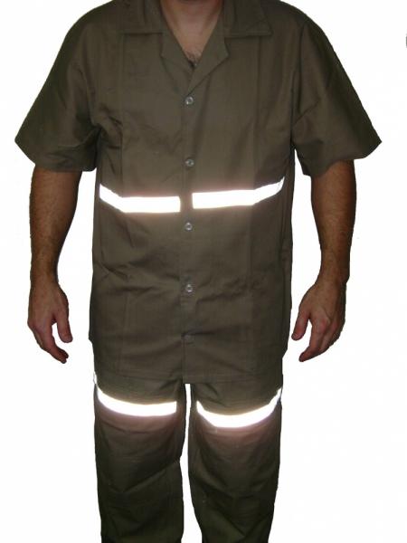 uniformes profissionais com faixa Refletiva