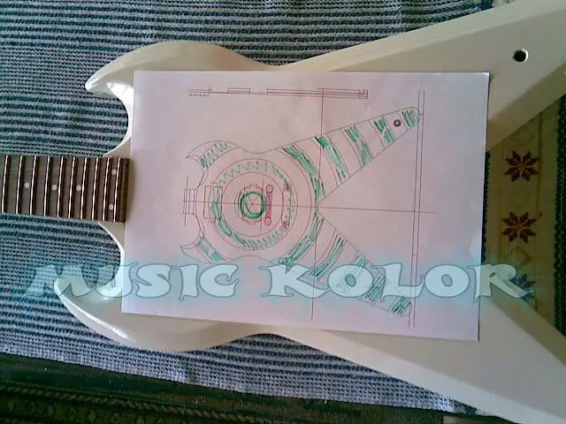 PINTURA DE GUITARRA - MUSIC KOLOR