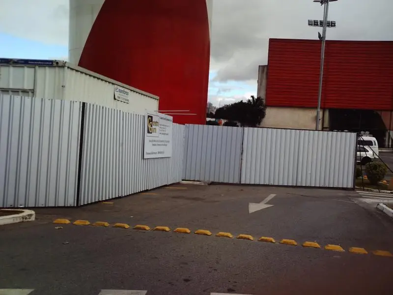 TAPUMES METALICOS PARA LOCACAO PARA OBRAS