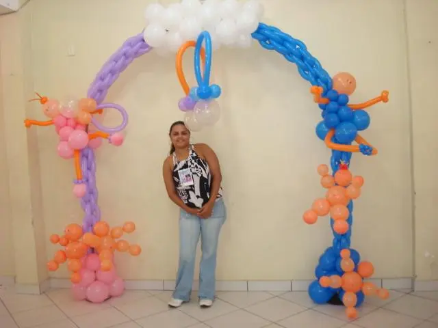 Decoração de bola e Trenzinho de Lanches